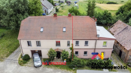 Dom w byłej przypałacowej Karczmie- Skibice